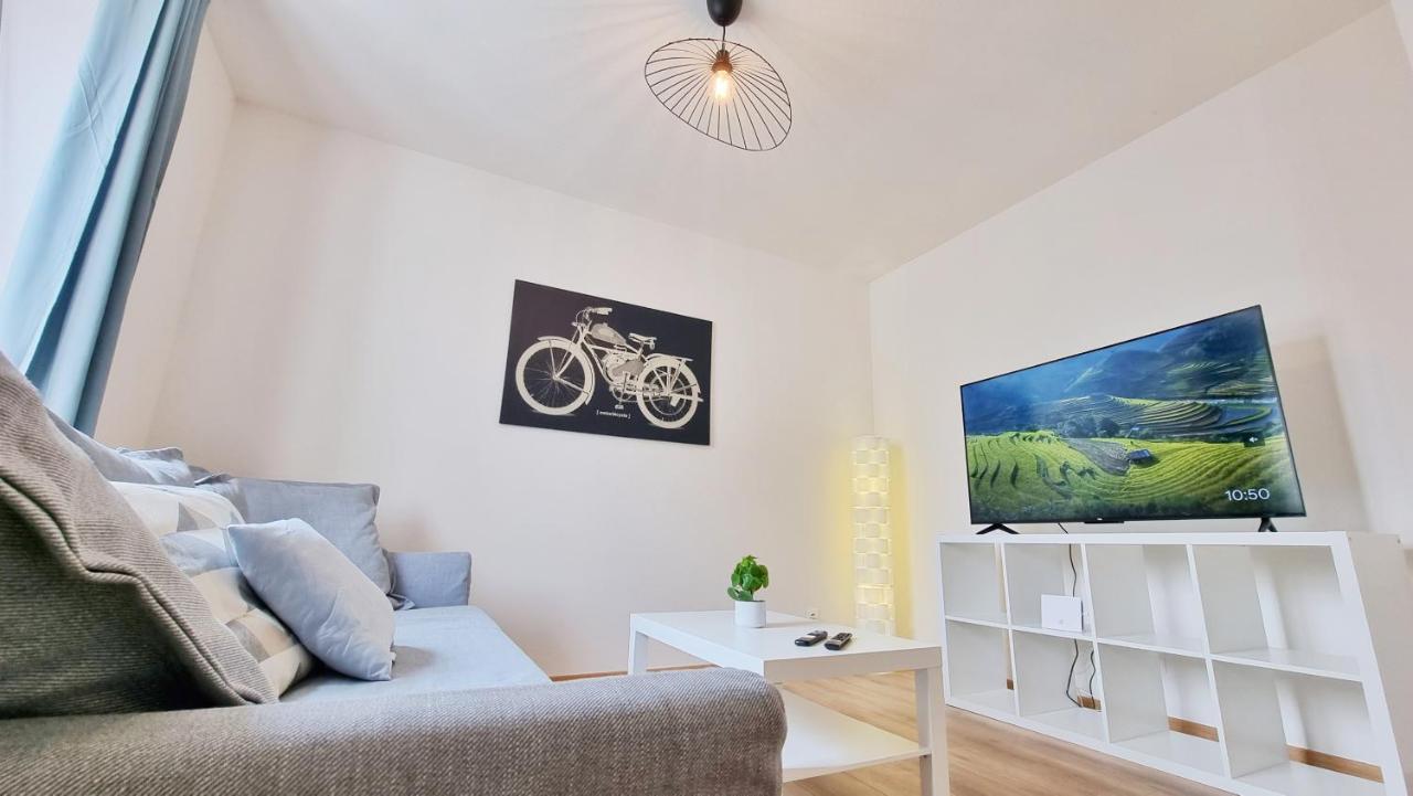Chez Jm - Calme - Chic - Fibre - Relax Bnb ミュルーズ エクステリア 写真