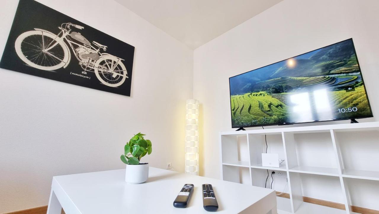Chez Jm - Calme - Chic - Fibre - Relax Bnb ミュルーズ エクステリア 写真